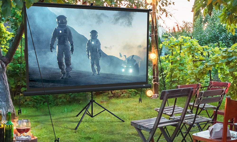Top 10 Best Outdoor Projector Screens in 2021 Reviews Guide
